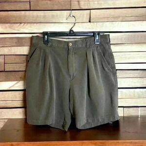 Tommy Bahama Vintage Men's Size 34 Army Green Relaxed Fit Pleated Front Shorts